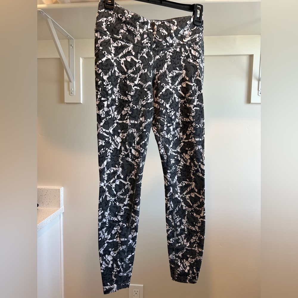 Nike Black and White Dri-FIT Abstract Design Leggings
